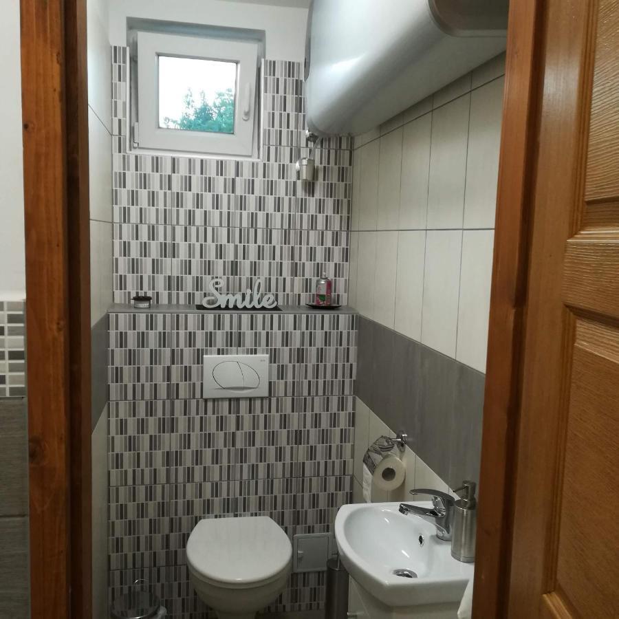 Golden Apartman オロシュハーザ エクステリア 写真